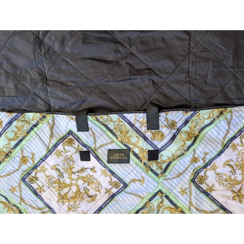 VICTORIA'S SECRET Portable Blanket Packable Picnic Beach Victoria Sailor  57x52”